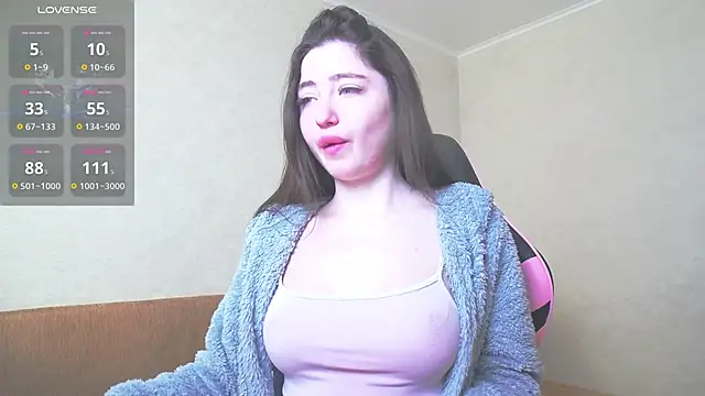 Luxuryalma online show from 04-16-26, 05:41