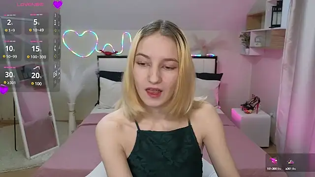 Snapshot of IrisPorter chatting on 03-14-25, 08:10 IrisPorter online show from 03-14-25, 08:10