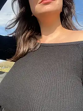 Alicia Hot1 online show from 02-16-25, 12:32