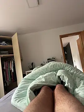 Snapshot of Bick_dick1997 chatting on 10-19-25, 10:16 Bick dick1997 online show from 10-19-25, 10:16