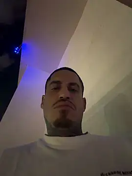 Snapshot of juicyj1311 chatting on 03-12-26, 05:57 juicyj1311 online show from 03-12-26, 05:57