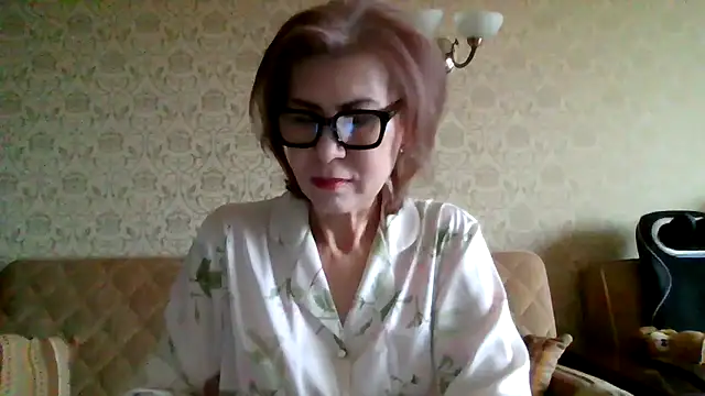 Elegant00Lady online show from 04-24-26, 03:09