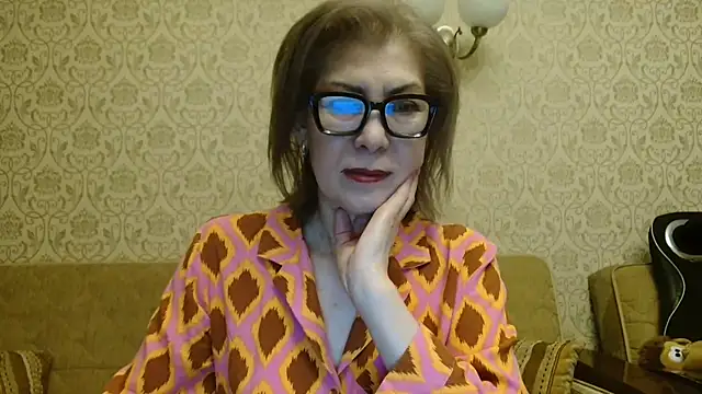 Elegant00Lady online show from 04-24-26, 04:53