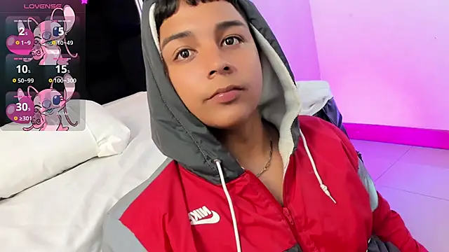 Snapshot of Seductivo_jr chatting on 01-12-25, 08:57 Seductivo jr online show from 01-12-25, 08:57