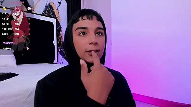 Snapshot of Seductivo_jr chatting on 01-29-25, 04:05 Seductivo jr online show from 01-29-25, 04:05