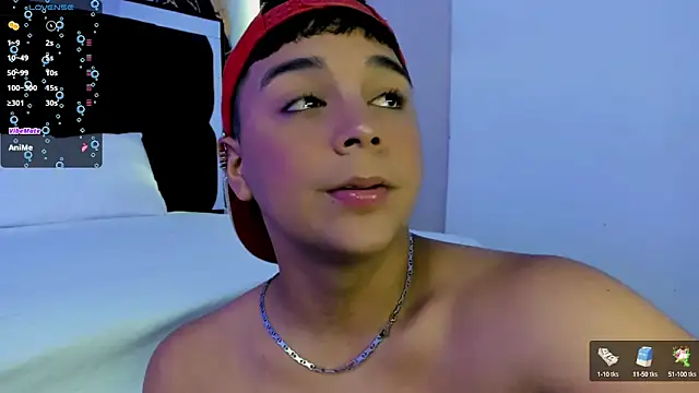 Snapshot of Seductivo_jr chatting on 03-02-25, 04:28 Seductivo jr online show from 03-02-25, 04:28