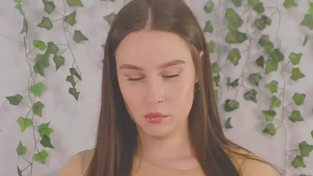 MiaNell online show from 02-25-25, 12:36