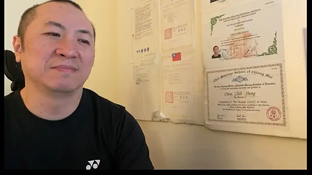 Snapshot of chih515 chatting on 12-05-24, 01:25 chih515 online show from 12-05-24, 01:25