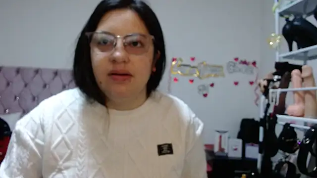 lanaqueen699 online show from 12-05-25, 12:25