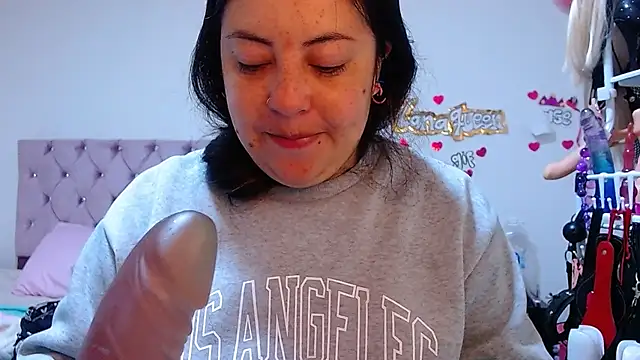 lanaqueen699 online show from 04-01-26, 12:17