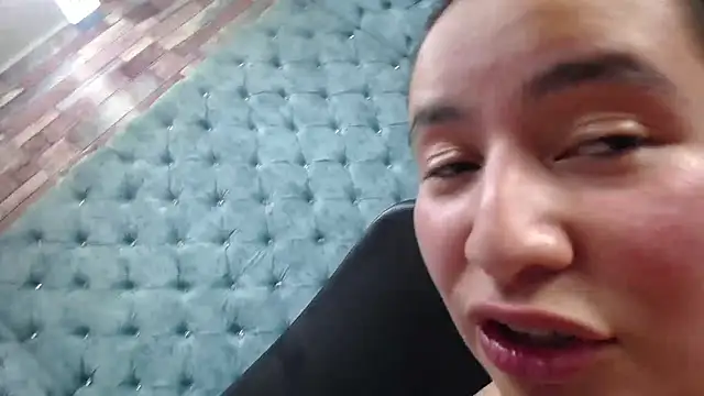 NaomyPrinces online show from 12-04-24, 08:07