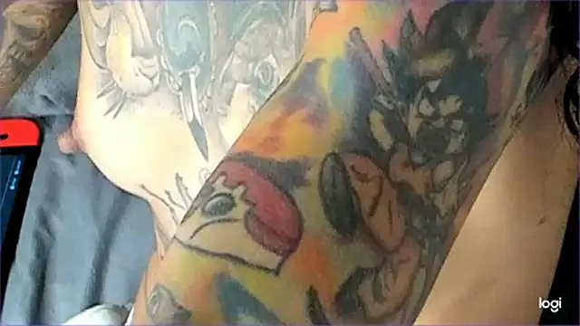 Snapshot of Ama_music chatting on 03-15-25, 11:51 Ama music online show from 03-15-25, 11:51