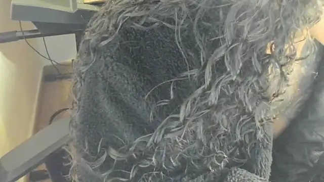 Snapshot of Ama_music chatting on 11-27-25, 03:14 Ama music online show from 11-27-25, 03:14