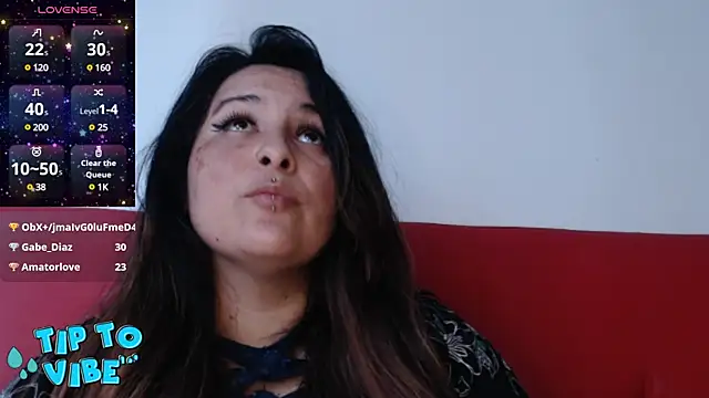 Snapshot of amydeepqueen chatting on 12-13-24, 02:38 amydeepqueen online show from 12-13-24, 02:38