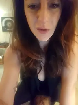 Snapshot of lullina1 chatting on 11-25-25, 07:03 lullina1 online show from 11-25-25, 07:03