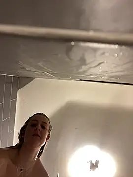 Snapshot of Floridaxxxe chatting on 01-14-25, 04:50 Floridaxxxe online show from 01-14-25, 04:50