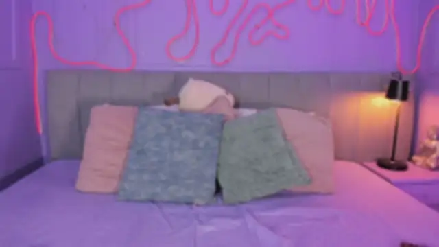 Mai higurashi online show from 11-28-25, 07:49