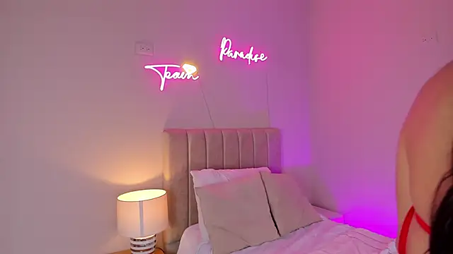 Snapshot of _angela_x chatting on 02-05-25, 05:53 angela x online show from 02-05-25, 05:53