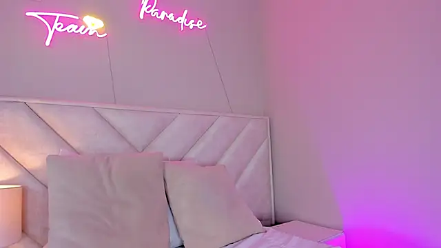 Snapshot of _angela_x chatting on 02-13-25, 05:54 angela x online show from 02-13-25, 05:54