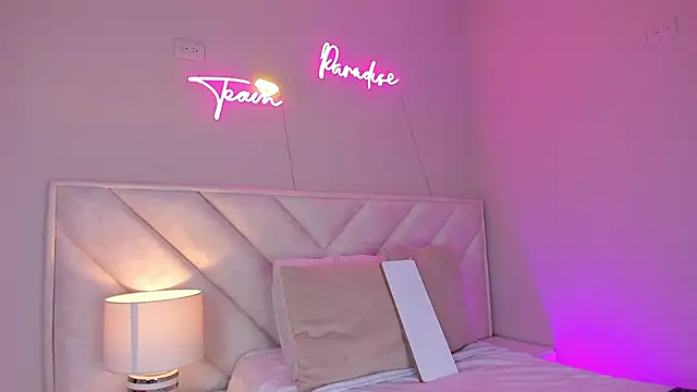 Snapshot of _angela_x chatting on 02-27-25, 11:41 angela x online show from 02-27-25, 11:41