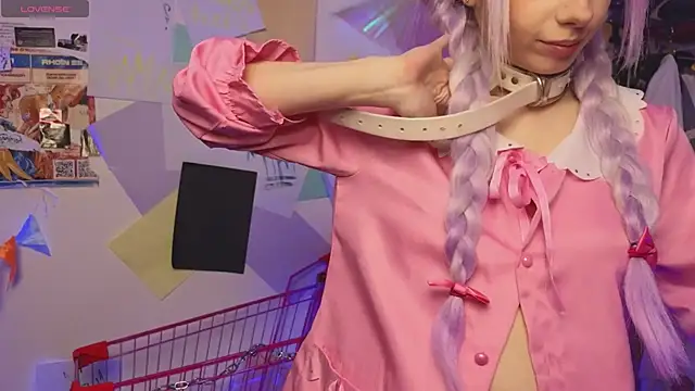 Moon Lollie  online show from 10-21-25, 05:30