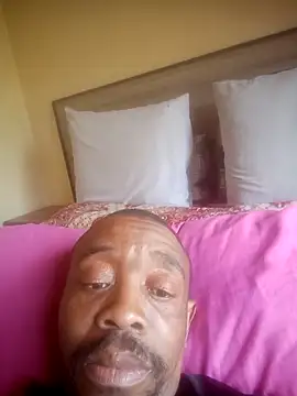 Snapshot of LONGDICK985M chatting on 03-31-26, 10:48 LONGDICK985M online show from 03-31-26, 10:48