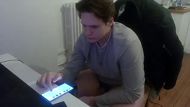 Snapshot of branlettemaster76 chatting on 12-17-24, 10:11 branlettemaster76 online show from 12-17-24, 10:11