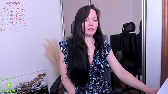 Snapshot of VanessaSmuth chatting on 01-27-25, 04:52 VanessaSmuth online show from 01-27-25, 04:52