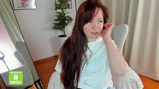 Snapshot of VanessaSmuth chatting on 09-10-25, 02:11 VanessaSmuth online show from 09-10-25, 02:11