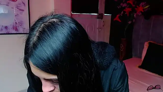 Violettasquirt online show from 12-05-25, 01:42