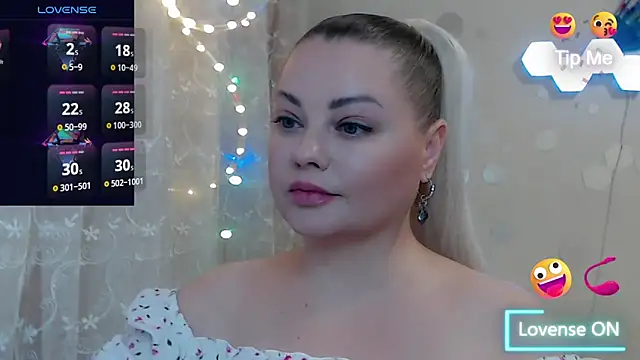Snapshot of JewellKiss7 chatting on 06-09-26, 05:46 JewellKiss7 online show from 06-09-26, 05:46