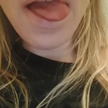 Linda 999 online show from 11-16-25, 11:43