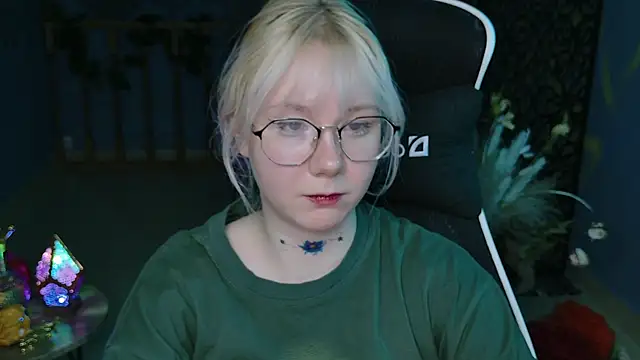 NancyMartinez online show from 02-20-25, 08:17