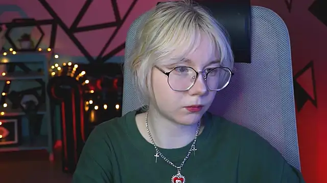 NancyMartinez online show from 03-06-25, 05:14