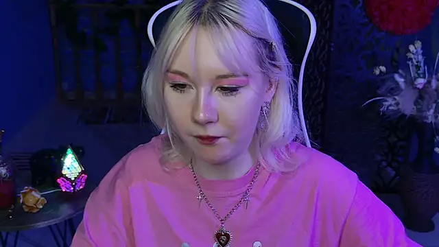 NancyMartinez online show from 03-19-25, 08:12