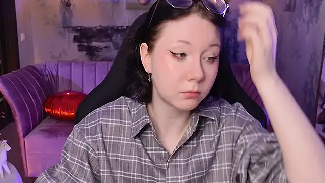 NancyMartinez online show from 10-17-25, 09:12