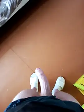 Snapshot of red_red00 chatting on 03-07-25, 10:13 red red00 online show from 03-07-25, 10:13