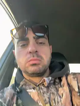 Snapshot of petan33 chatting on 02-04-25, 02:21 petan33 online show from 02-04-25, 02:21