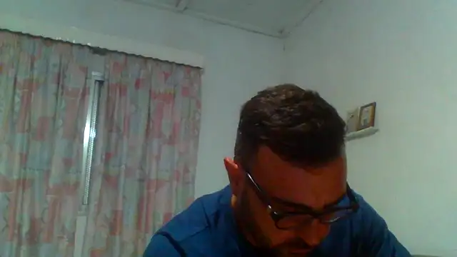 Snapshot of petan33 chatting on 09-08-25, 06:18 petan33 online show from 09-08-25, 06:18