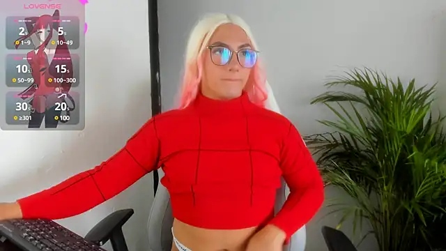 -Sofii  online show from 12-20-24, 01:11