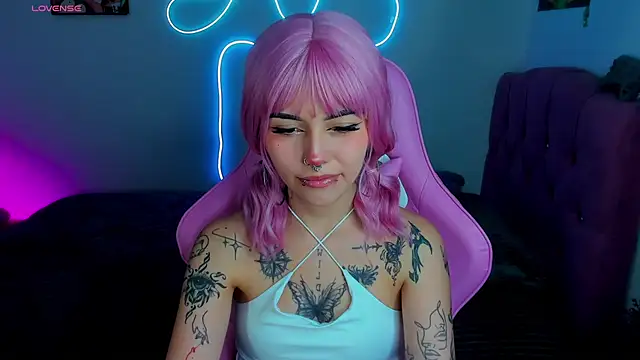 adri tom44 online show from 12-05-24, 01:58