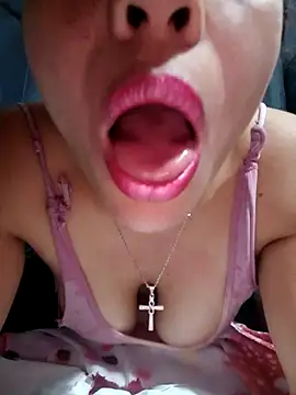 LunaDrago online show from 03-09-25, 10:41