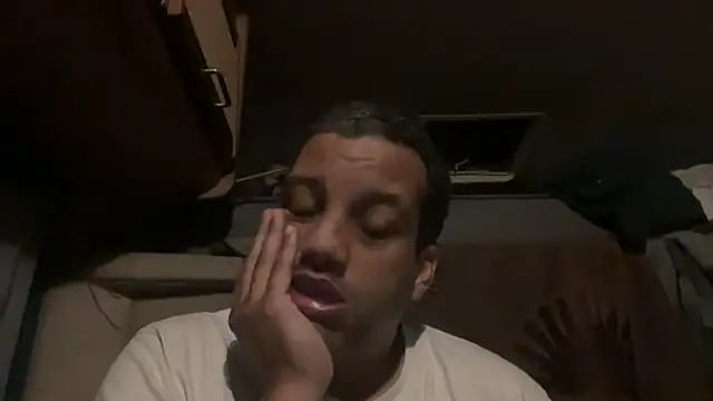 AbsolutMouuah online show from 10-10-25, 01:26