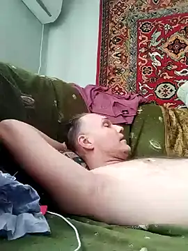 Pineapple04 online show from 02-10-25, 08:20