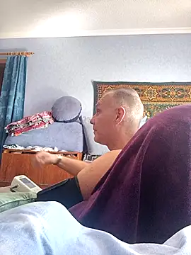 Pineapple04 online show from 09-21-25, 07:54