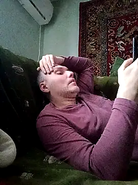 Pineapple04 online show from 01-11-26, 07:46