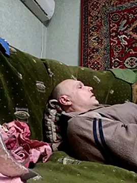 Pineapple04 online show from 04-22-26, 08:21