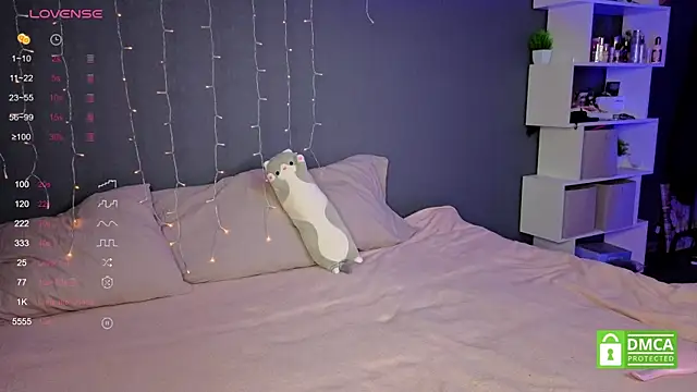 Snapshot of aneta_alisha chatting on 10-09-25, 12:36 aneta alisha online show from 10-09-25, 12:36