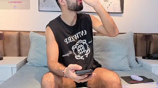 Ethan  Walker online show from 04-25-26, 07:11