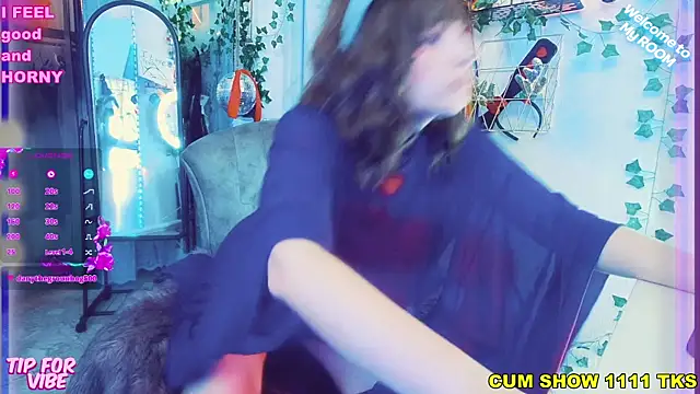 Toxic Ellies online show from 01-03-25, 04:37